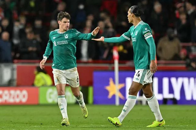 Joe Cole : Van Dijk et Konate étaient de mauvais défenseurs, Kyle Kates a également été terrible en première mi-temps