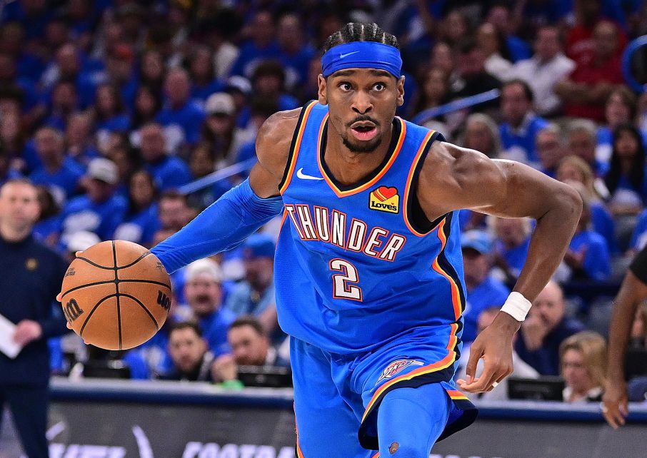 Thunder comptait trois joueurs à deux chiffres à la mi-temps, menant les Hawks, avec 9 lancers francs de moins et SGA n'avait qu'un seul lancer franc.