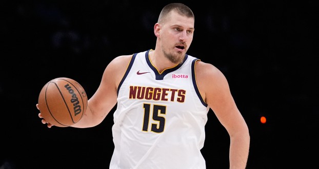 L'attaque est douce ! Les Nuggets ont récolté 19 passes décisives en première mi-temps et marqué 68 points.