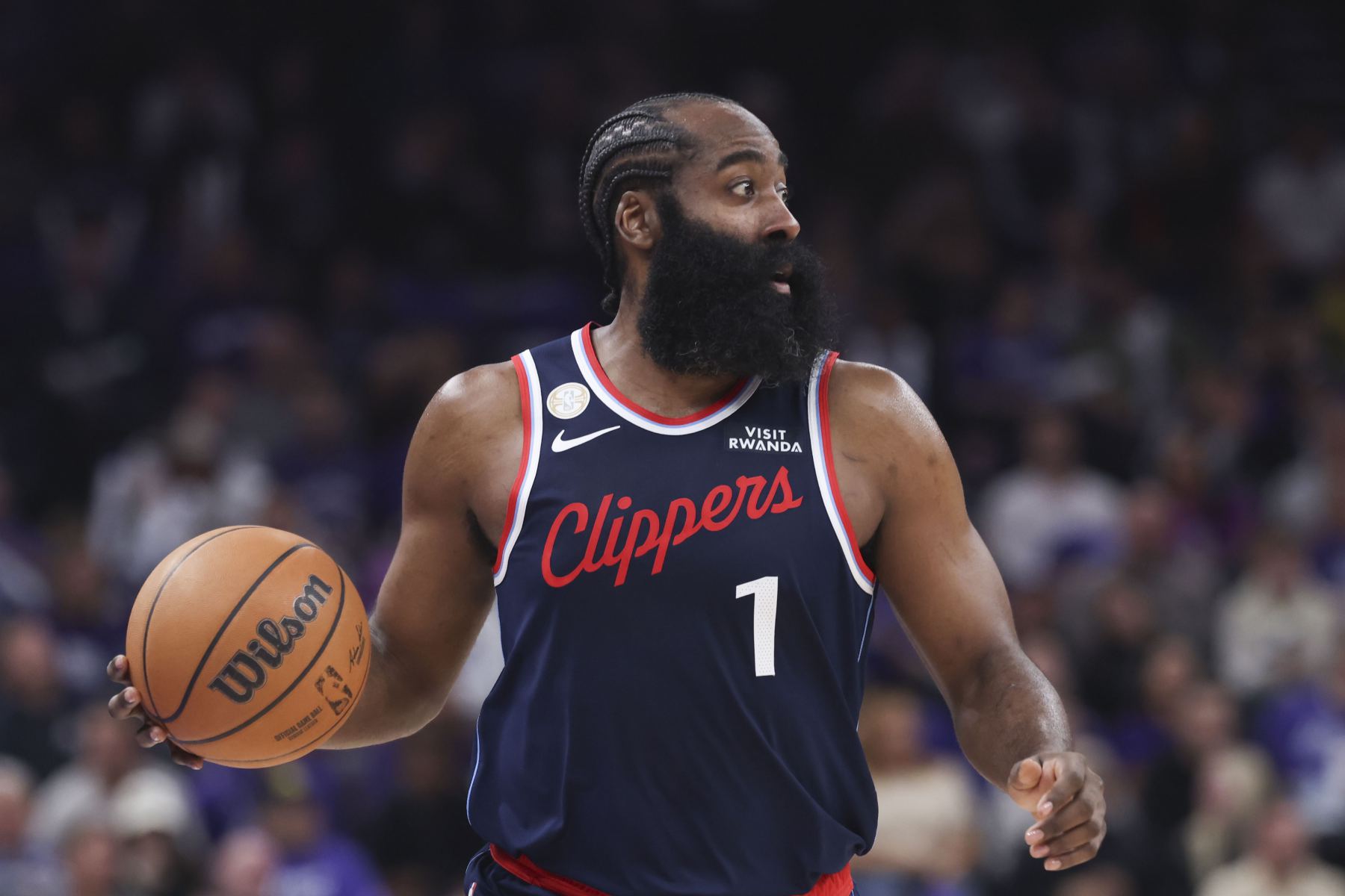 Maudit! Depuis qu'il est devenu le patron des Rockets en 2013, Harden a des joueurs principaux et des coéquipiers blessés chaque année.