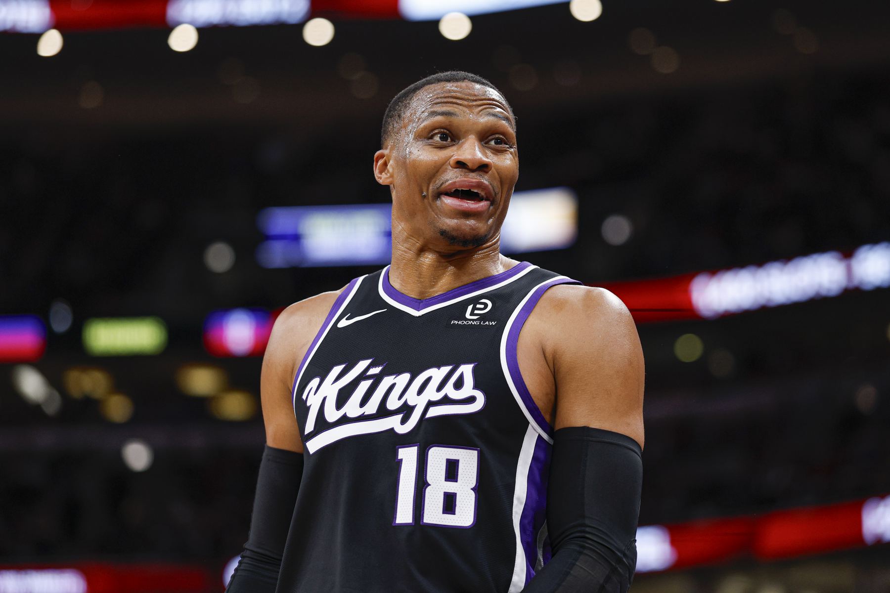 Westbrook a atteint 25 000 points + 10 000 passes décisives, seuls lui et James l'ont fait dans l'histoire