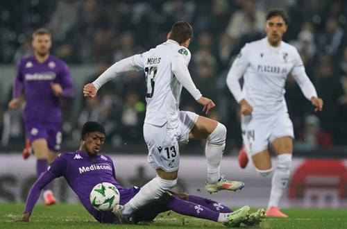 Vitoria Guimarães contre Fiorentina